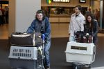 Schiphol 1 oktober 2010
Thierry Duval haalt zijn vriendin Belinda Meuldiejk en Joshi op op schiphol. Belinda heeft 2 verwaarloosde honden mee genomen uit spanje. 
Peter Smulders bv