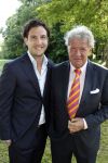 Breukelen 16 juni 2010
Haringparty op Neyenrode. Willibrord Frequin met zijn zoon Louis
Peter Smulders bv