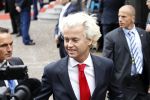 Den Haag 20 september 2011
Prinsjesdag op het binnenhof. Geert Wilders met vrouw en beveiliging
Peter Smulders bv