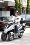 Amsterdam 16 september 2011
Huub Stapel op piaggio MP3.
Peter Smulders bv