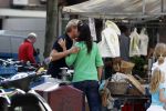 Amsterdam 24 september 2011
Isa Hoes met de man van Liesbeth kamerling op marktje in amsterdam zuid.
Peter Smulders bv