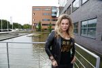Hilversum 3 oktober 2012
Presentatie cd Django Wagner. Antje Monteiro reikt de eerst cd uit.
Peter Smulders bv