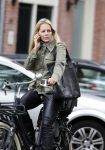 Amsterdam 17 september 2012
Chantal janzen op de fiets.
Peter Smulders bv