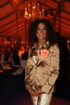 Maarssen 29 september 2012
Chimene v Oosterhout bij bedrijfsfeest.
Peter Smulders bv