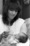 Duitsland, 5 Augustus 1983
Dennie Christian met zijn vrouw Roswhita en hun dochter Romina (geboren op 3 Juli 1983
Foto Peter Smulders BV