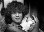 Duitsland, 5 Augustus 1983
Dennie Christian met zijn vrouw Roswhita en hun dochter Romina (geboren op 3 Juli 1983
Foto Peter Smulders BV