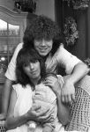 Duitsland, 5 Augustus 1983
Dennie Christian met zijn vrouw Roswhita en hun dochter Romina (geboren op 3 Juli 1983
Foto Peter Smulders BV