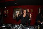 Amsterdam 17 september 2012
Presentatie cd YES R in de little buddha bar. Fajah Lourens
Peter Smulders bv