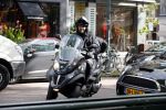 Amsterdam 25 september 2012
Ferry de Kok op MP3 motor.
Peter Smulders bv