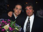 18 September 1996
Uitreiking Platina CD van Frans Bauer hier op de foto met Ludo Voeten
Foto Peter Smulders BV