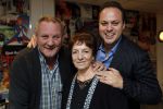 Uden 27 september 2012
Frans Bauer in shouwburg van Uden. Frans met zijn vader en moeder (ouders)
Peter Smulders bv