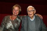Hilversum 3 oktober 2012
Presentatie boek van nieuwslezers van de NOS bij beeld en geluid. Frits Thors met familie en achter kleinkind
Peter Smulders bv