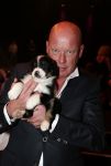 Hilversum 10 oktyober 2012
Gala voor stichting hulphond in studio 21. Frits Wester met vrouw en een puppy
Peter Smulders bv