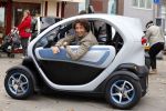 Amsterdam 1 oktober 2012
Das's moment bij dr Fish. De bekende mannen reden in een renault Twizy. Jan Joost v Gangelen
Peter Smulders bv