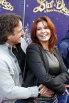 Amsterdam 7 oktober 2012
Premiere Sien en Diego de magische bron van Myra in Pathe Arena
met Jada Borsato Peter Faber en Harold Verwoert ( coole piet Diego) in de hoofdrollen. Marco leontine Luca Jada Senna Mary Borsato en Romy en Jacky Omtzigt .
Peter Smulders bv