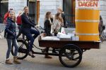Utrecht 15 oktober 2012
Lieke v lexmond met bakfiets in cenrum Utrecht ivm aktie Post NL.
Peter Smulders bv