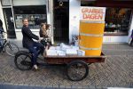 Utrecht 15 oktober 2012
Lieke v lexmond met bakfiets in cenrum Utrecht ivm aktie Post NL.
Peter Smulders bv