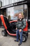 Amsterdam 1 oktober 2012
Das's moment bij dr Fish. De bekende mannen reden in een renault Twizy. Michael v d Plas
Peter Smulders bv