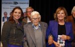 Hilversum 3 oktober 2012
Presentatie boek van nieuwslezers van de NOS bij beeld en geluid.Babs Assink stefan heijewndael sacha de boer frits thors noortje v oostveen harmen Siezen Eugenie Herlaar Eef Brouwers Pia Dijkstra Rien Huizing Joop v Zijl en Rob Trip
Peter Smulders bv