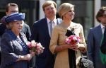 Rhenen en Veenedaal 30 april 2012
Koninginnedag met daarbij aanwezig koningin Beatrix Prins Willem Alexander Prinses Maxima Prins Constantijn Prinses Laurentien Prinses Margrite Prins Maurits Prinses Marilene Prins Bernhard Prinses Annette Prins Pieter Christiaan Prins Floris Prinses Aimee en Pieter v Vollenhoven.
Peter Smulders bv
