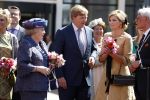 Rhenen en Veenedaal 30 april 2012
Koninginnedag met daarbij aanwezig koningin Beatrix Prins Willem Alexander Prinses Maxima Prins Constantijn Prinses Laurentien Prinses Margrite Prins Maurits Prinses Marilene Prins Bernhard Prinses Annette Prins Pieter Christiaan Prins Floris Prinses Aimee en Pieter v Vollenhoven.
Peter Smulders bv