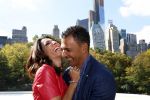 New York 18 oktober 2012
Ruud Gullit met zijn nieuwe vriendin Maggie Jimenez in Central Park.
Peter Smulders bv