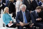 Amsterdam 22 september 2012
Koningin Beatrix opent het stedelijk museum in Amsterdam. Ook Prins Constantijn en Prinses Laurentien zijn aanwezig. Ton Elias met zijn vrouw
Peter Smulders bv