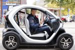 Amsterdam 1 oktober 2012
Das's moment bij dr Fish. De bekende mannen reden in een renault Twizy. Wilfred Genee
Peter Smulders bv
