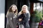 Amsterdam 10 oktober 2013
Anita Schuts met dochter Eva op de cornelis schuytstraat