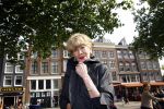 Amsterdam 21 september 2013
Gouden eeuw award bij cafe de Waag.
Anneke Gronloh met manger Bart