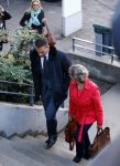 Amsterdam 10 oktober 2013
Rechtzaak Badr Hari bij de rechtbank op de paranassusweg waar veel pers op afgekomen is. Badr arriveert met zijn advocaat Benedicte Ficq