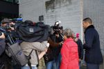 Amsterdam 10 oktober 2013
Rechtzaak Badr Hari bij de rechtbank op de paranassusweg waar veel pers op afgekomen is. Badr arriveert met zijn advocaat Benedicte Ficq