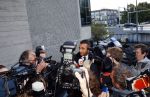 Amsterdam 10 oktober 2013
Rechtzaak Badr Hari bij de rechtbank op de paranassusweg waar veel pers op afgekomen is. Badr arriveert met zijn advocaat Benedicte Ficq