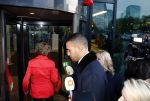 Amsterdam 10 oktober 2013
Rechtzaak Badr Hari bij de rechtbank op de paranassusweg waar veel pers op afgekomen is. Badr arriveert met zijn advocaat Benedicte Ficq