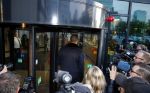 Amsterdam 10 oktober 2013
Rechtzaak Badr Hari bij de rechtbank op de paranassusweg waar veel pers op afgekomen is. Badr arriveert met zijn advocaat Benedicte Ficq