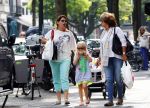 Amsterdam 21 augustus 2013
Christine Kroonenberg met dochter en kleindochter