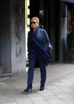Amsterdam 24 september 2013
Connie Breukhoven op weg naar juwelier Bodes en Bode