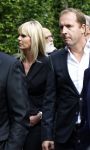 Laren 2 oktober 2013
Kerkdienst naar aanleiding van het overlijden van John de mol sr in de sint Jansbasiliek. Het was enorm druk met vrienden en familie.