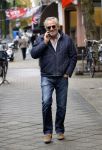Amsterdam 4 oktober 2013
Frank Wisse bellend op de cornelis schuytstraat