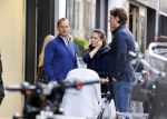 Amsterdam 5 oktober 2013
Frank de Boer met zijn dochters komt Deborah leeser en haar man tegen op de pc hooftstraat.