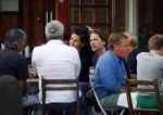 Amsterdam 21 augustus 2013
Hans Teeuwen met vrienden op terras