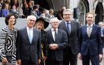 Den Haag 17 september 2013
Prinsjesdag op het binnenhof.
Henk Kroll met vriend en andere leden 50plus