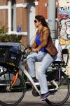 Amsterdam 7 oktober 2013
Isa HOES OP DE FIETS.