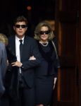 Laren 2 oktober 2013
Kerkdienst naar aanleiding van het overlijden van John de mol sr in de sint Jansbasiliek. Het was enorm druk met vrienden en familie.
