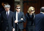 Laren 2 oktober 2013
Kerkdienst naar aanleiding van het overlijden van John de mol sr in de sint Jansbasiliek. Het was enorm druk met vrienden en familie.