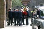 Laren 2 oktober 2013
Kerkdienst naar aanleiding van het overlijden van John de mol sr in de sint Jansbasiliek. Het was enorm druk met vrienden en familie.