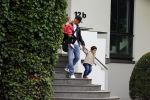 Hamburg 12 september 2013
Khalid Boulahrouz haalt zijn kinderen op bij Sabia en Rafal  v d Vaart en gaat met aupair naar de dierentuin in Hamburg.