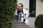 Hamburg 12 september 2013
Khalid Boulahrouz haalt zijn kinderen op bij Sabia en Rafal  v d Vaart en gaat met aupair naar de dierentuin in Hamburg.
