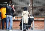 Hamburg 12 september 2013
Khalid Boulahrouz haalt zijn kinderen op bij Sabia en Rafal  v d Vaart en gaat met aupair naar de dierentuin in Hamburg.