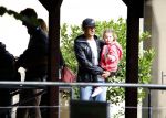 Hamburg 12 september 2013
Khalid Boulahrouz haalt zijn kinderen op bij Sabia en Rafal  v d Vaart en gaat met aupair naar de dierentuin in Hamburg.